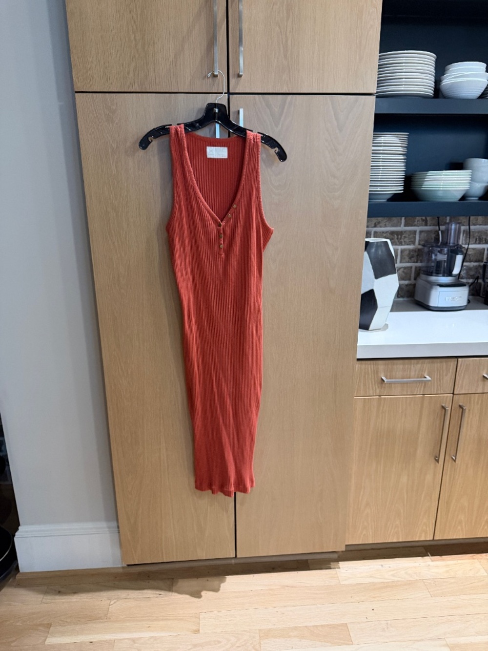 women's v neck ribbed midi dress size m/l